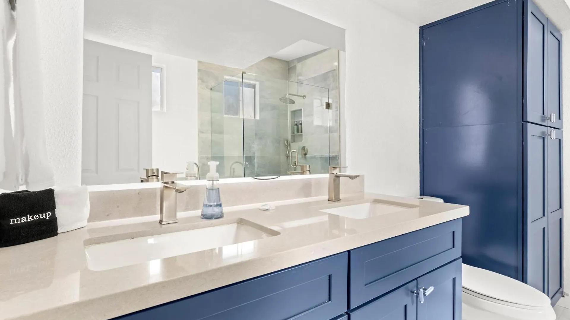 Nyaraló Brand New Home W Parking Blocks From Oldtown- 3C Scottsdale